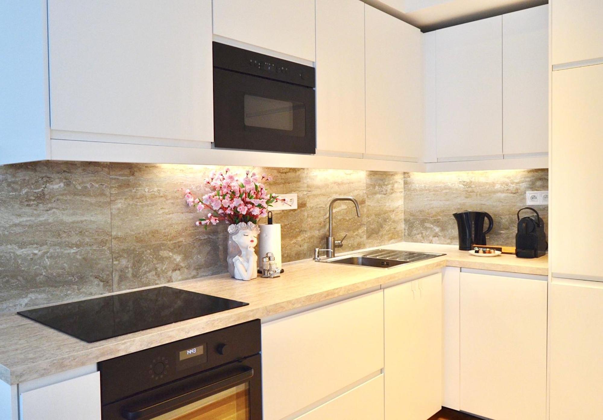 Apartment With Free Parking In Прага Экстерьер фото